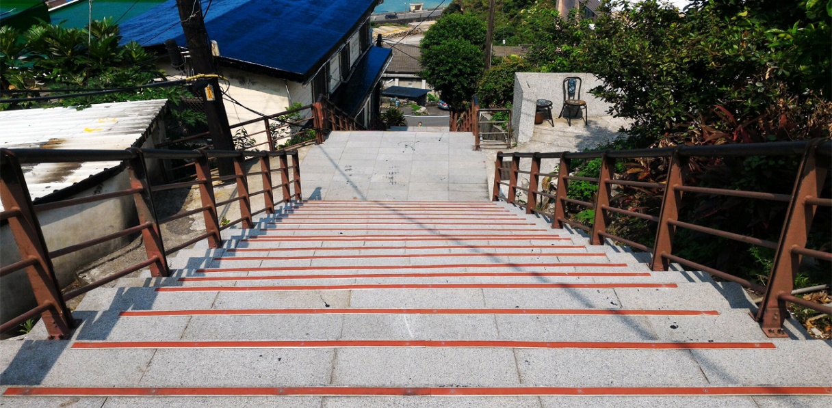 預鑄自黏金鋼砂止滑條