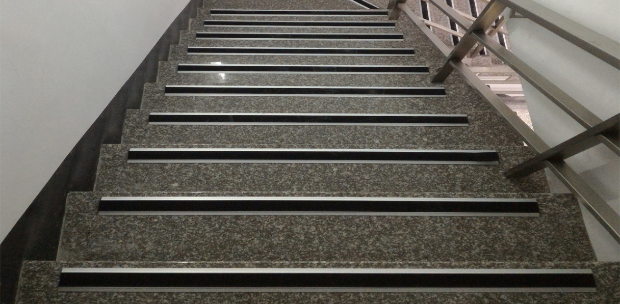 平板型膠質止滑條